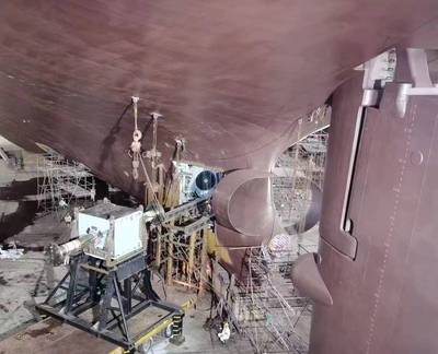  Shaft generator entering Berge Toubkal in Drydock © Wärtsilä Corporation

