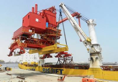 Ship Unloader Arrival Richards Bay: Photo credit PTP