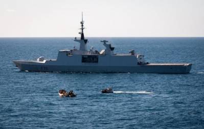 'Surcouf' Seizes Pirates: Photo credit EUNAVFOR