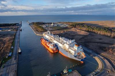 LNG terminal at Lubmin. Image copyright Deutche ReGas