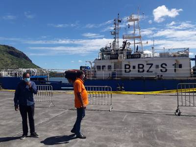 The Chinese-flagged trawler Lurong Yuan Yu has been refloated and detained after striking a reef off the coast of Mauritius. (Photo: Mauritius Tourism Promotion Authority)