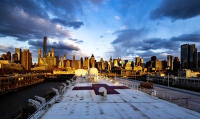 The Military Sealift Command hospital ship USNS Comfort (T-AH 20) has been providing medical relief to New York amid the coronavirus outbreak. (U.S. Navy photo by Scott Bigley) 