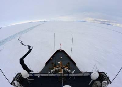  The view from the Polar Star (US Coast Guard photo by Petty Officer 1st Class George Degener)