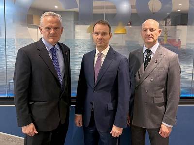 L-R - Nick Shaw (IG CEO), Rolf Thore Roppestad (IG Chair), and Andrew Cutler (ex IG Chair). © International Group of P&I Clubs