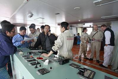 Three parties working together during sea trials (Photo: Jia Ming)