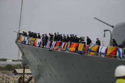 USS Donald Cook arrives Rota: Photo USN