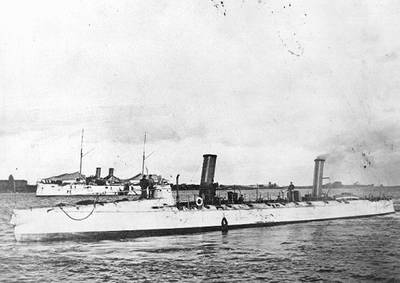 USS Ericsson (U.S. Naval Historical Center Photograph)