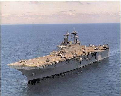 USS Essex (LHD 2) (U.S. Navy photo)