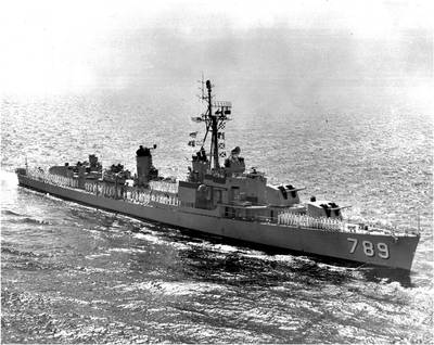 USS Eversole (DD-789). Photo from the files of the Vallejo Naval and Historical Museum.