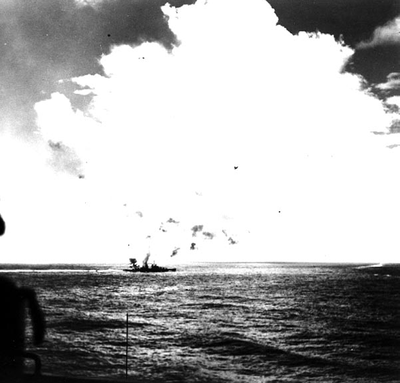 USS Juneau (CL-52) firing on attacking Japanese aircraft during the Battle of the Santa Cruz Islands, 26 October 1942. Official U.S. Navy Photograph)