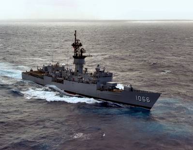 USS Marvin Shields (FF 1066) (U.S. Navy photo by PH2 John Cross from the DVIC)
