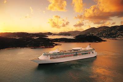 Vision of the Seas (Photo: Royal Caribbean International)