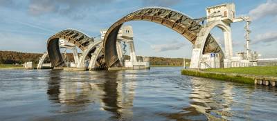 Weir complex at Nederrijn. (Photo: Radion Holland)