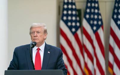 (Official White House Photo by Andrea Hanks)