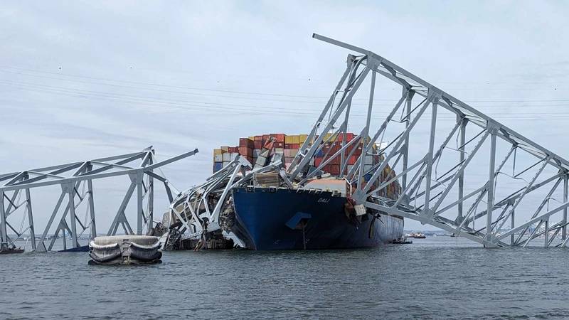 Divers To Search Baltimore Harbor