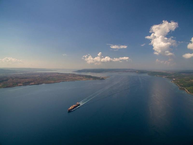 Ship Traffic Resume at Turkey’s Dardanelles Strait After Brief Suspension