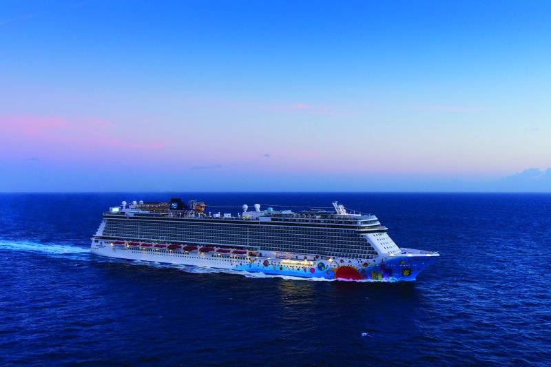 Norwegian Cruise Withdraws Forecast, To Cut $515 Mln In