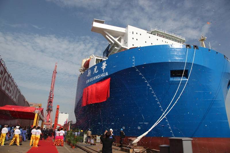 98,000 Dwt Semisubmersible Delivered