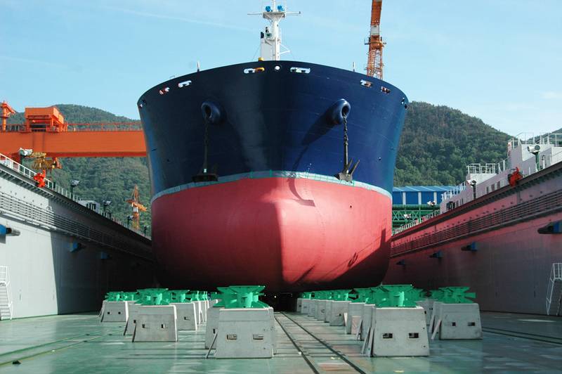 Mesaieed Shipyard Adds Floating Dry Dock