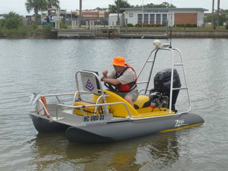 Very Small Boat Hydrographic Survey System