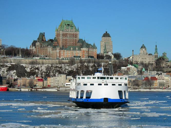 A Canadian Ferry underway in light ice conditions. (Courtesy of CFOA)