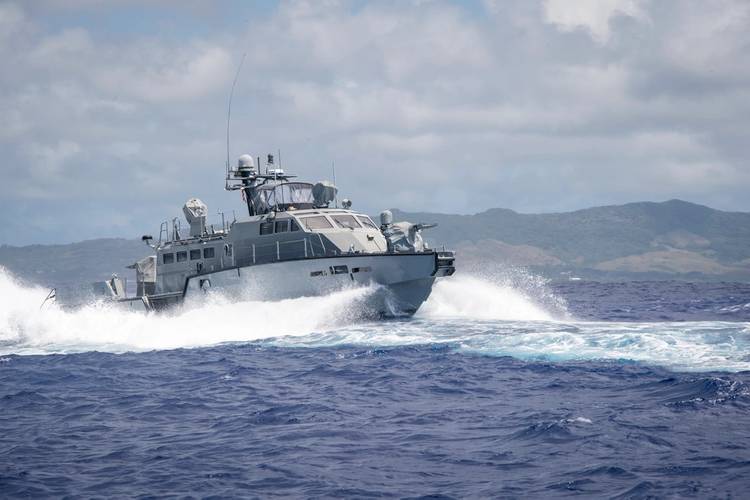 A MK VI patrol boat, assigned to Coastal Riverine Group (CRG) 1 Detachment Guam, maneuvers off the coast of Guam April 6, 2017. The MK VI is no longer active in the fleet. (U.S. Navy Combat Camera photo by Mass Communication Specialist 3rd Class Alfred A. Coffield)
