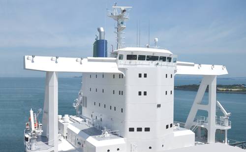 Aero-Citadel type next generation superstructure that has achieved reduced wind resistance and secured antipiracy measures (Photo: Imabari Shipbuilding)