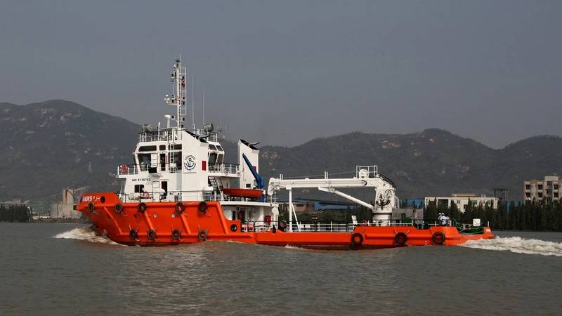 The Bader 5 is powered by a pair of Cummins QSK19-M shortly before leaving the yard for her Saudi owners.
