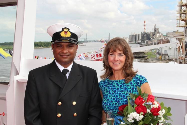 Captain Vinay Singh and godmother Kari McCormick (Photo: Kristofer Hultén)