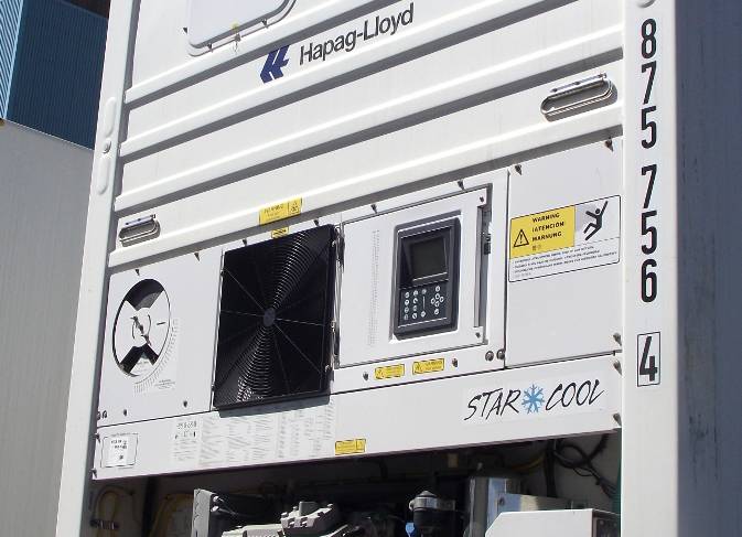 A controller, which acts like a small computer, monitors and controls the operation of the reefer. (Photo: Hapag-Lloyd)