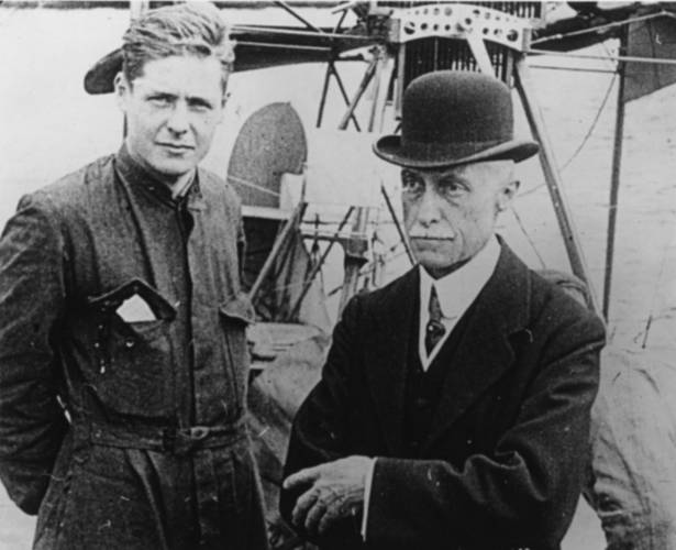 Elmer A. Sperry with his son, pilot Lawrence Burst Sperry, an inventor in his own right, with 23 patents pending or granted, including one for a self-contained parachute. (Photo: Hagley Museum and Library)