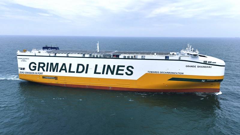 The PCTC Grande Shanghai was commissioned by the Grimaldi Group from China Merchants Heavy Industries. The vessel integrates numerous green technologies: mega lithium batteries with a total power of 5 MWh, 2,500 square meters of solar panels, and cold ironing with shoreside supply of electricity where available.
Image courtesy Grimaldi