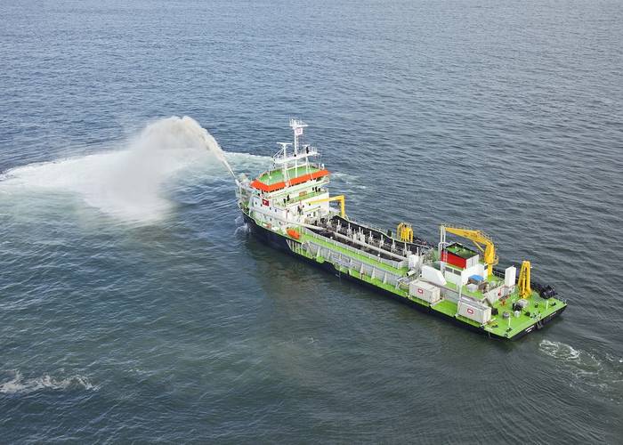 The Isandlwana, a Trailing Suction Hopper Dredger. (Photo: TNPA)