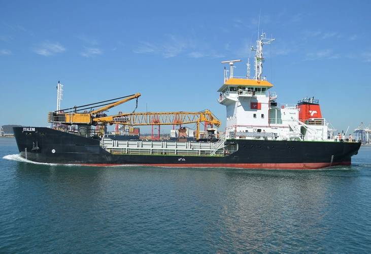 The Italeni Grab Hopper Dredger. (Photo: TNPA)