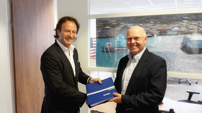 Jan van Hogerwou, Sales Manager, Damen Shipyards Gorinchem; with Gary B. Lipely, Director of Marketing & Sales, Conrad Shipyards, USA (Photo: Damen)