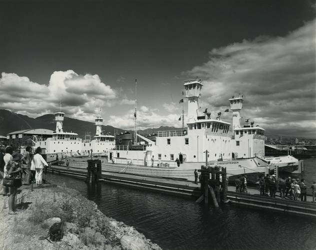 1972:  Mackenzie River Tugs. Photo courtesy Robert Allan Ltd.