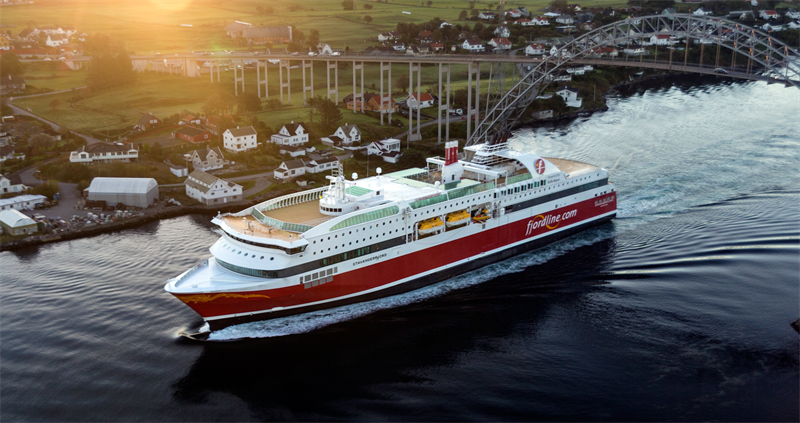 MS Stavangerfjord, a key partner in Norway s first full scale test of e-navigation (Photo: NAVTOR)