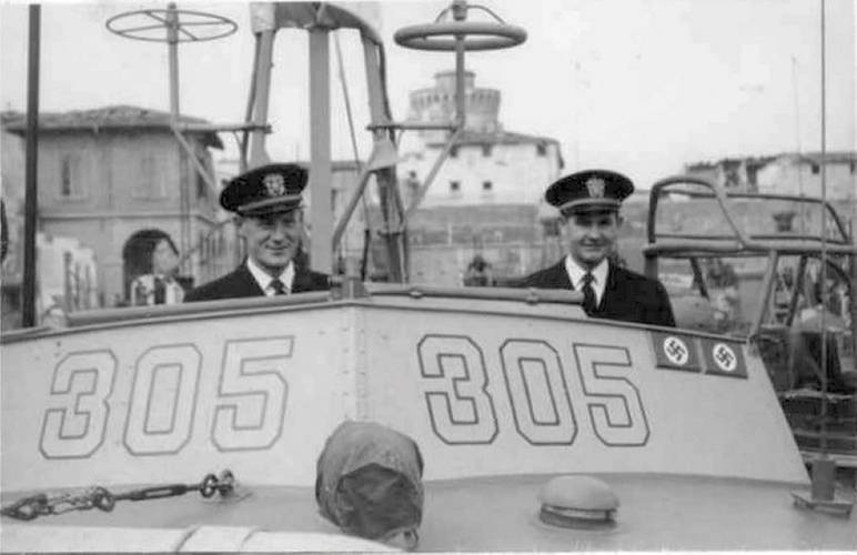 Photo of PT305 officers at Bastia in 1944.  Image courtesy of the WWII Museum