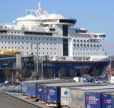 Photos courtesy: Port of Kiel