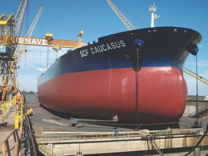 PPG SIGMA SAILADVANCE is based on advanced technologies developed and patented by PPG that generate low friction, linear polishing, improved idle time tolerance and fuel savings. (Photo: PPG Coatings)