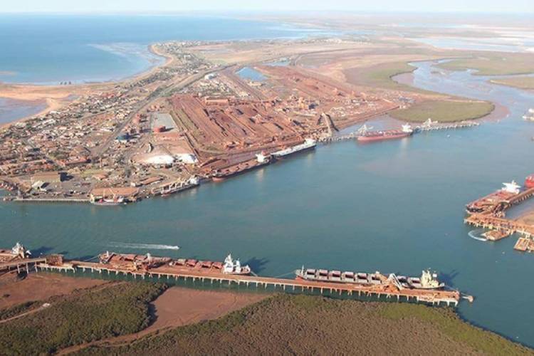 RINA is partnering on the development of a concept for a green 209,000dwt Newcastlemax bulk carrier for the Pilbara to Asia dry-bulk trade corridor.
Image courtesy RINA