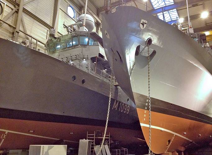 Tamsen Shipyard, Rostock: Minehunting vessels  “Herten” and “Homburg” at Tamsen Shipyard.