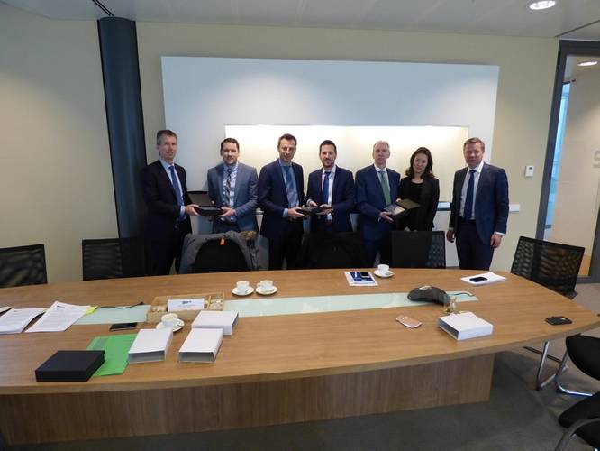 Signing ceremony (Photo courtesy of KotugSmit / Andrew Sassoli-Walker / Dietmar Hasenpusch)