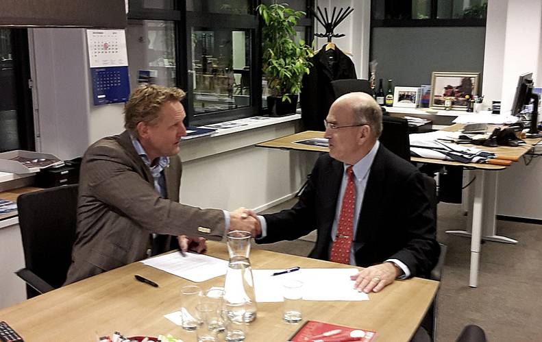 MOU Signing (Photo: Damen Shipyards)