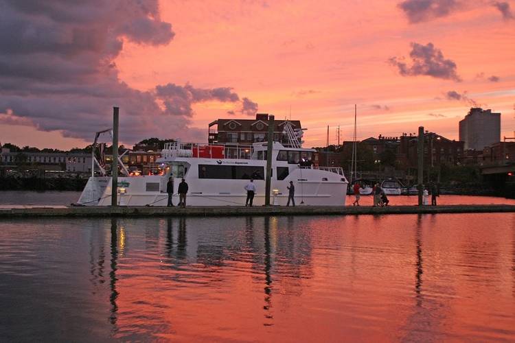 Spirit of the Sound (Photo courtesy of the Maritime Aquarium at Norwalk)