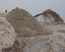 Sand stockpiling from Ellicott cutter dredger