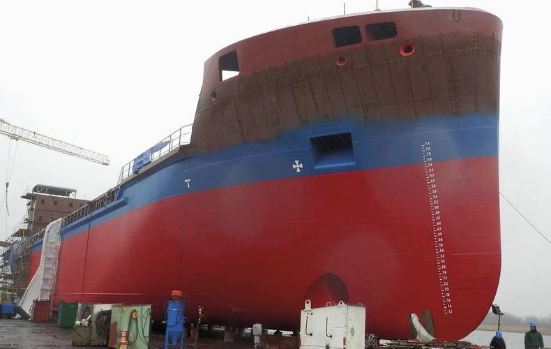 The bow of m/s Eeva VG prior to the final touches. (Photo: Hydrex)