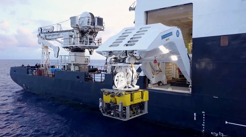 The BXL79 ROV is deployed from the R/V Petrel. (Photo courtesy of Paul G. Allen)