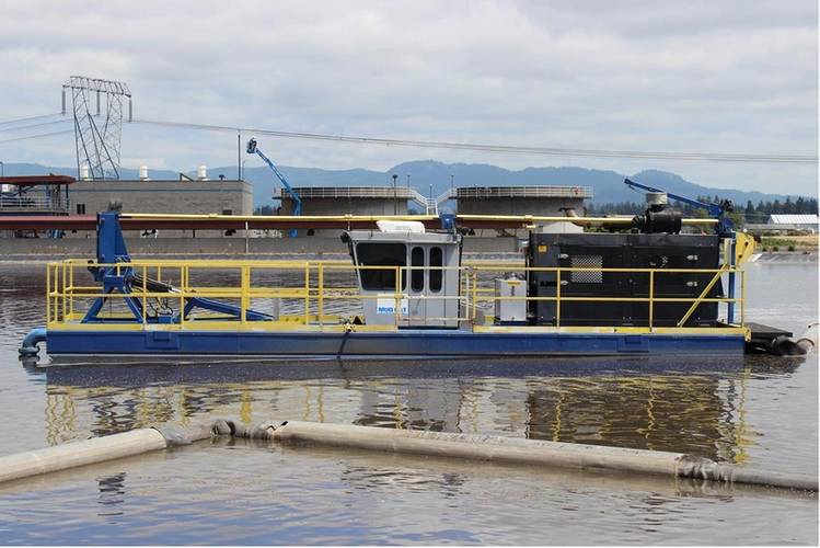 The dredge travels on a line in a lagoon full of biosolids. (Photo: Straightpoint)