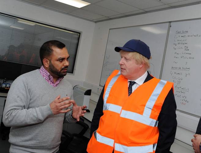 The Foreign Secretary Boris Johnson visiting Coldharbour Marine (Credit: Nottingham Post / Coldharbour Marine)